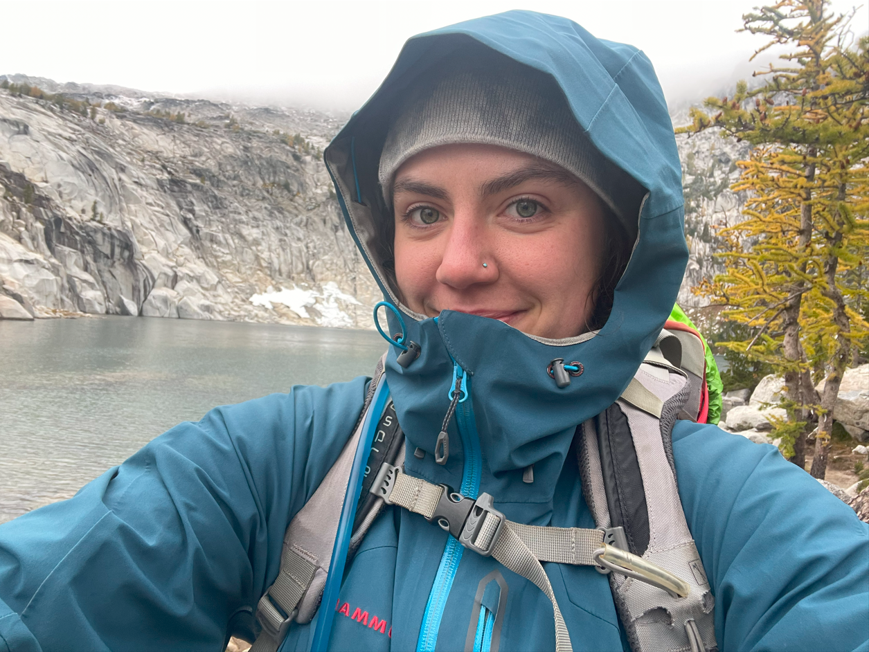Lauren hiking in The Enchantments