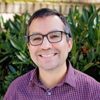 Daniel Lopez headshot