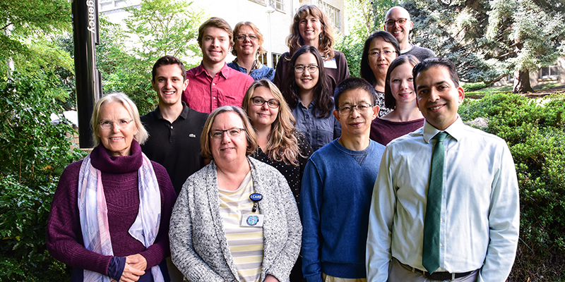 The 博彩网站 basic science team photo.