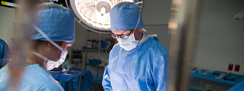 Dr. John Hunter in the operating room