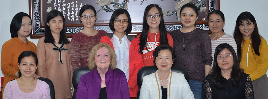 Group photo of visiting scholars