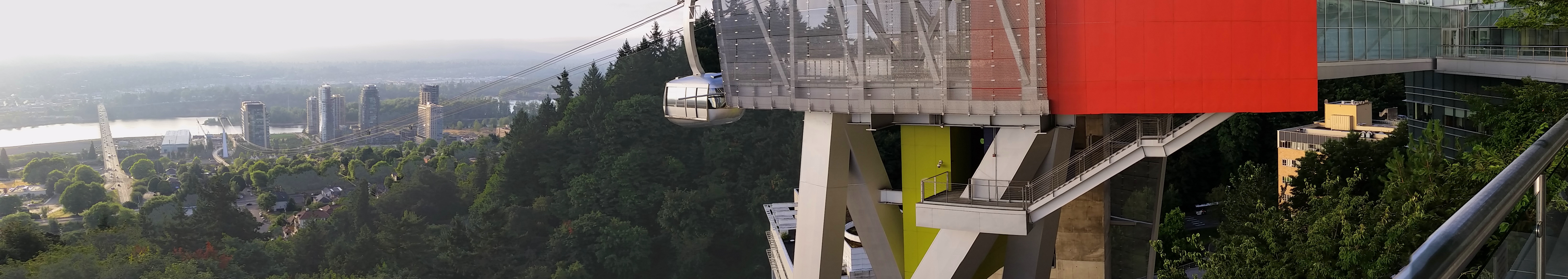 Image of tram docking at Marquam Hill