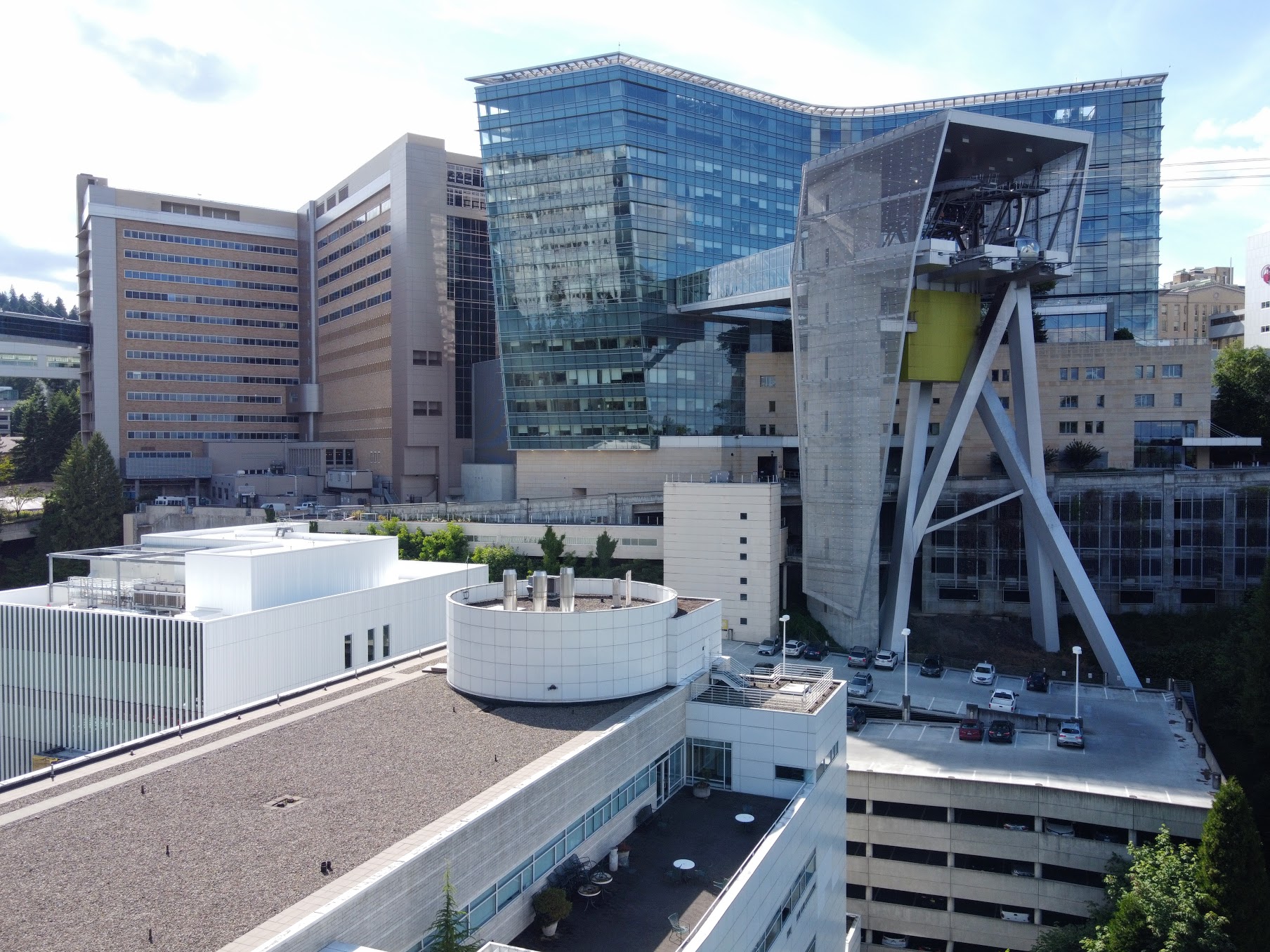 博彩网站 Hospital Drone View