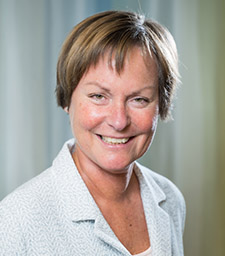 Dr. Helmi Lutsep