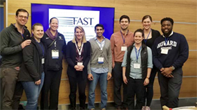 博彩网站 residents and faculty studying and practicing arthroscopic skills at the Orthopaedic Learning Center in Rosemont, IL