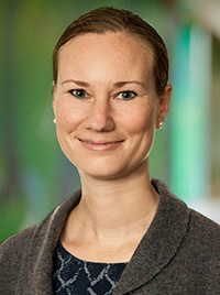 Headshot photo of Elizabeth Martin