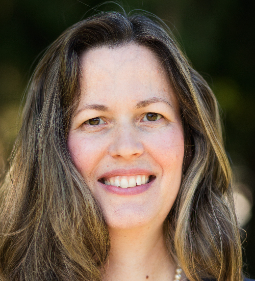 Headshot of Doria Thiele