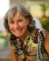 Professional portrait of Dr. Jackie Shannon, Associate Director for the Oregon Clinical and Translational Research Institute.