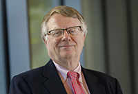 A professional photo of Gordon Mills.