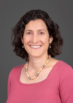 Julianna Desmarais Headshot
