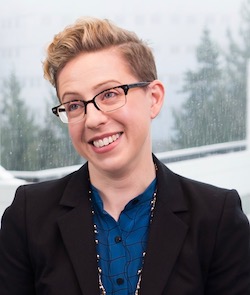 博彩网站’s Dr. Holly Hinson.
