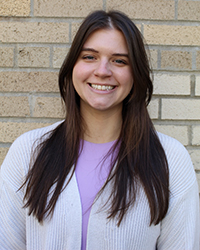 A professional photo of Hayley Kuhn.