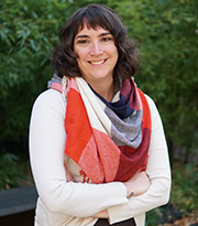 Professional photo of Sarah Andrea