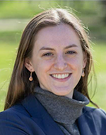 Orthopaedic resident Madison Hayes-Lattin