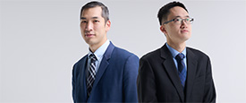 博彩网站 fetal surgeons Raphael Sun and Andrew Chon.
