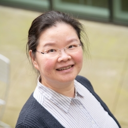 Headshot photo of Dr. Yan Li